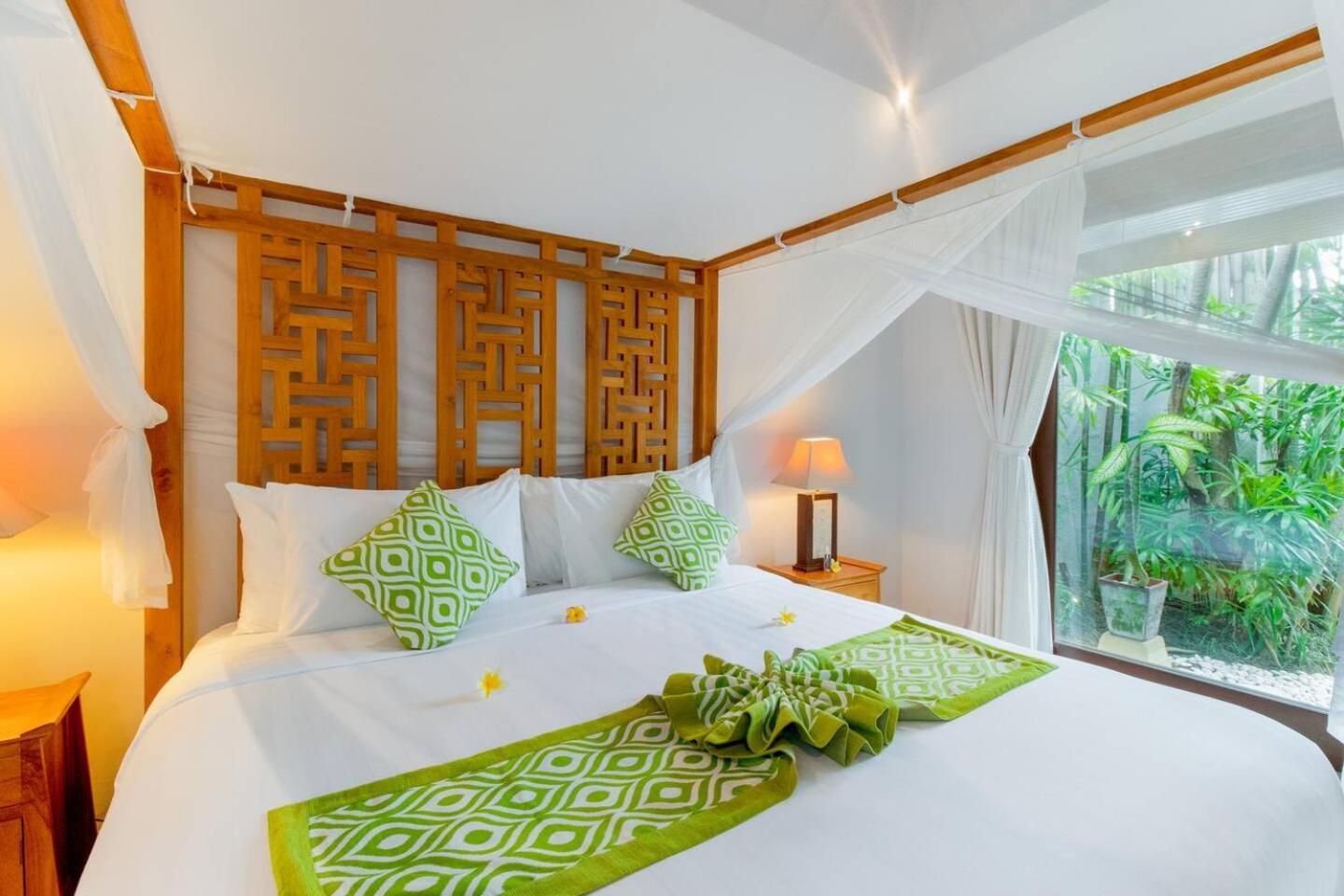 Heart Of Seminyak, 2Br, Sleeps 4, Walk To Bintang Βίλα Εξωτερικό φωτογραφία