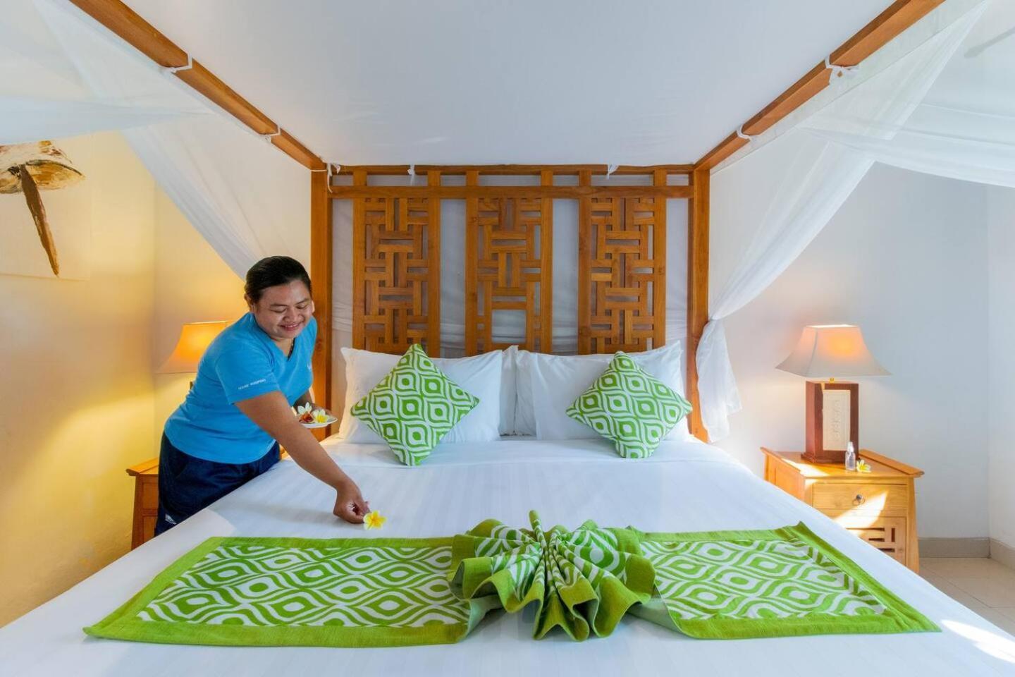 Heart Of Seminyak, 2Br, Sleeps 4, Walk To Bintang Βίλα Εξωτερικό φωτογραφία