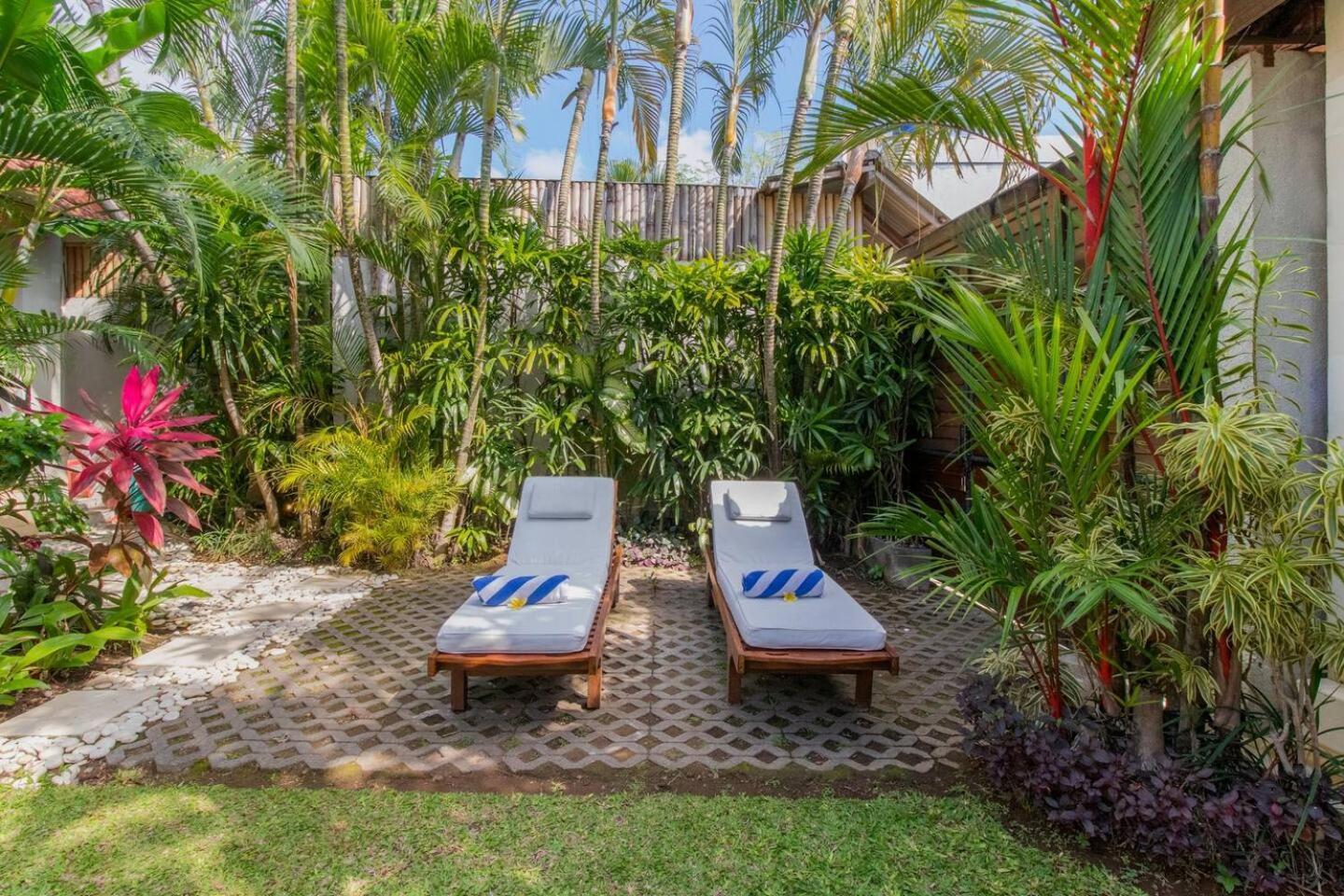 Heart Of Seminyak, 2Br, Sleeps 4, Walk To Bintang Βίλα Εξωτερικό φωτογραφία
